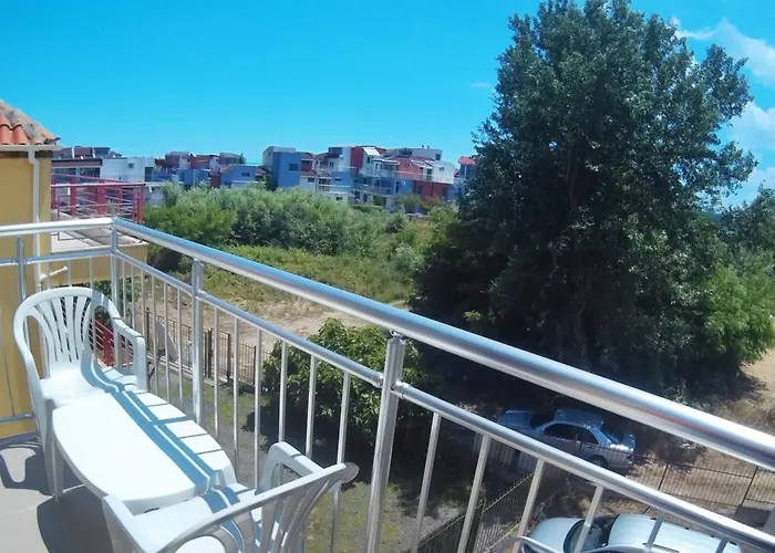 Aia Kavatsi 2*
